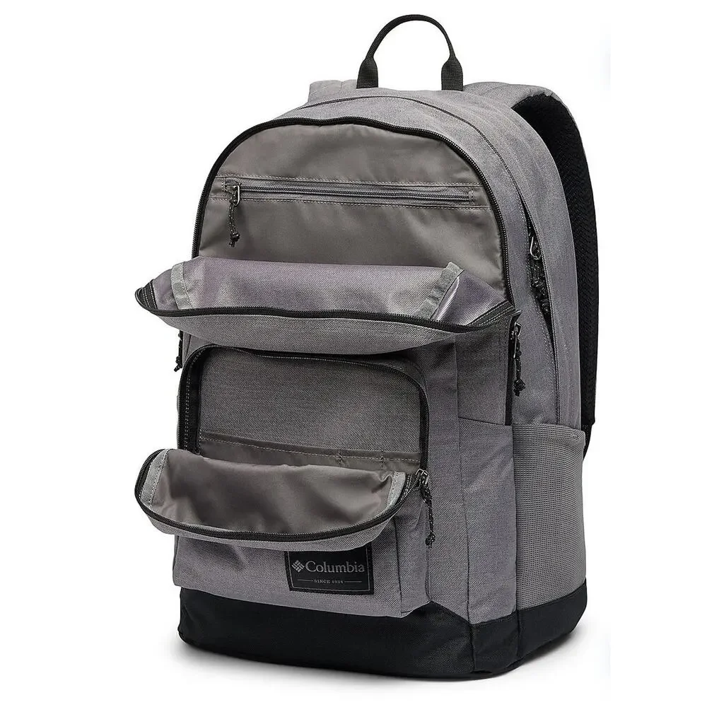 Colombia Zigzag 30L backpack, Gray Color. BRAND NEW WITH TAGS!! Unisex.